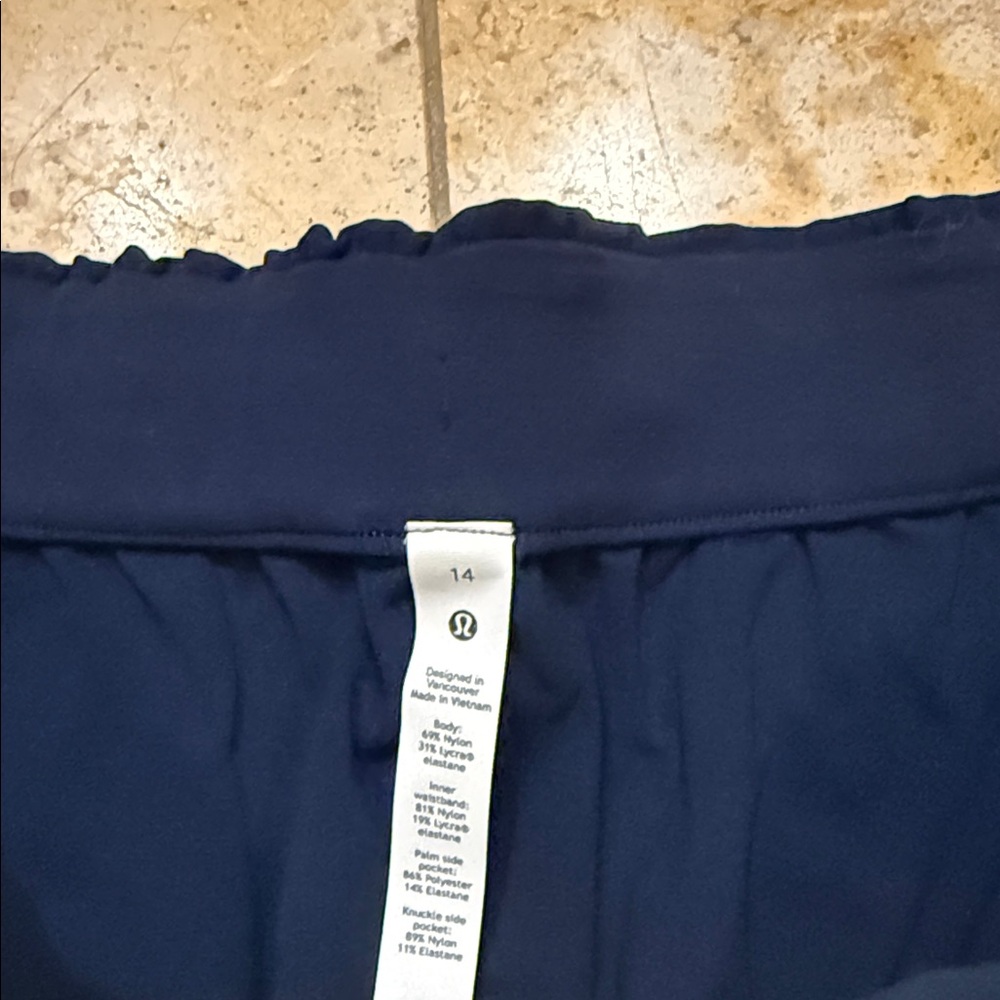 Lululemon Athletica Navy Ankle Pants - Picture 3 of 4